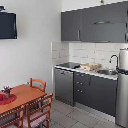 Apartmani Petra Primosten Exterior photo
