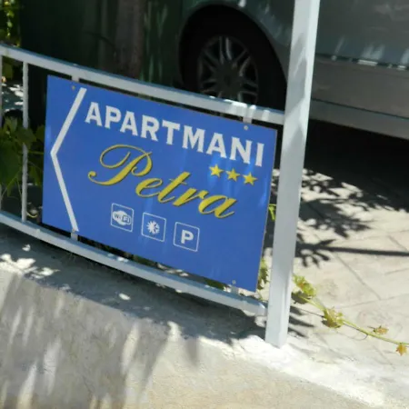 Apartmani Petra Primosten Exterior photo