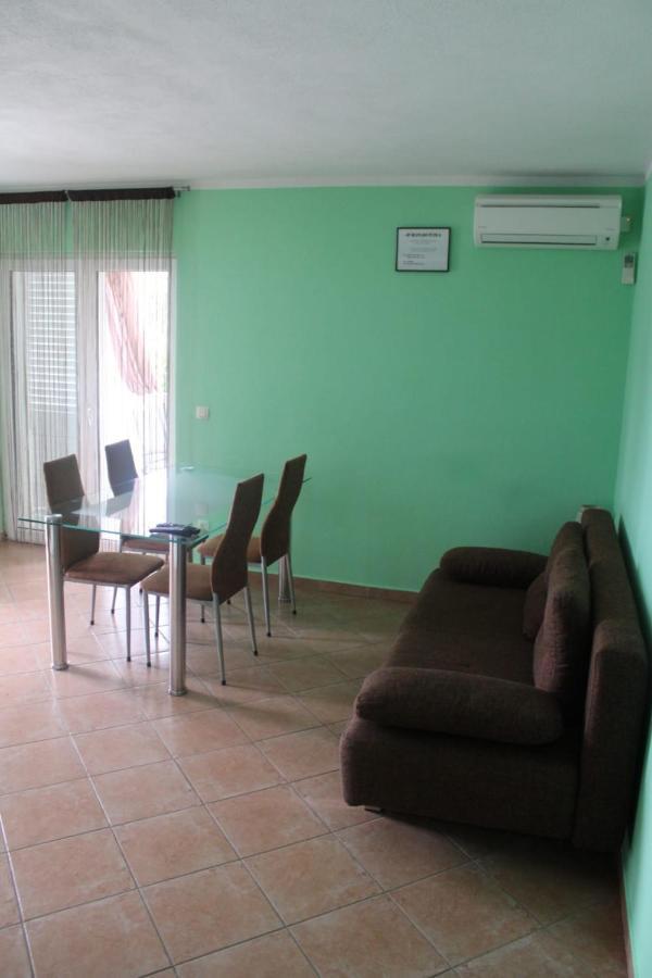 Apartment Petra *