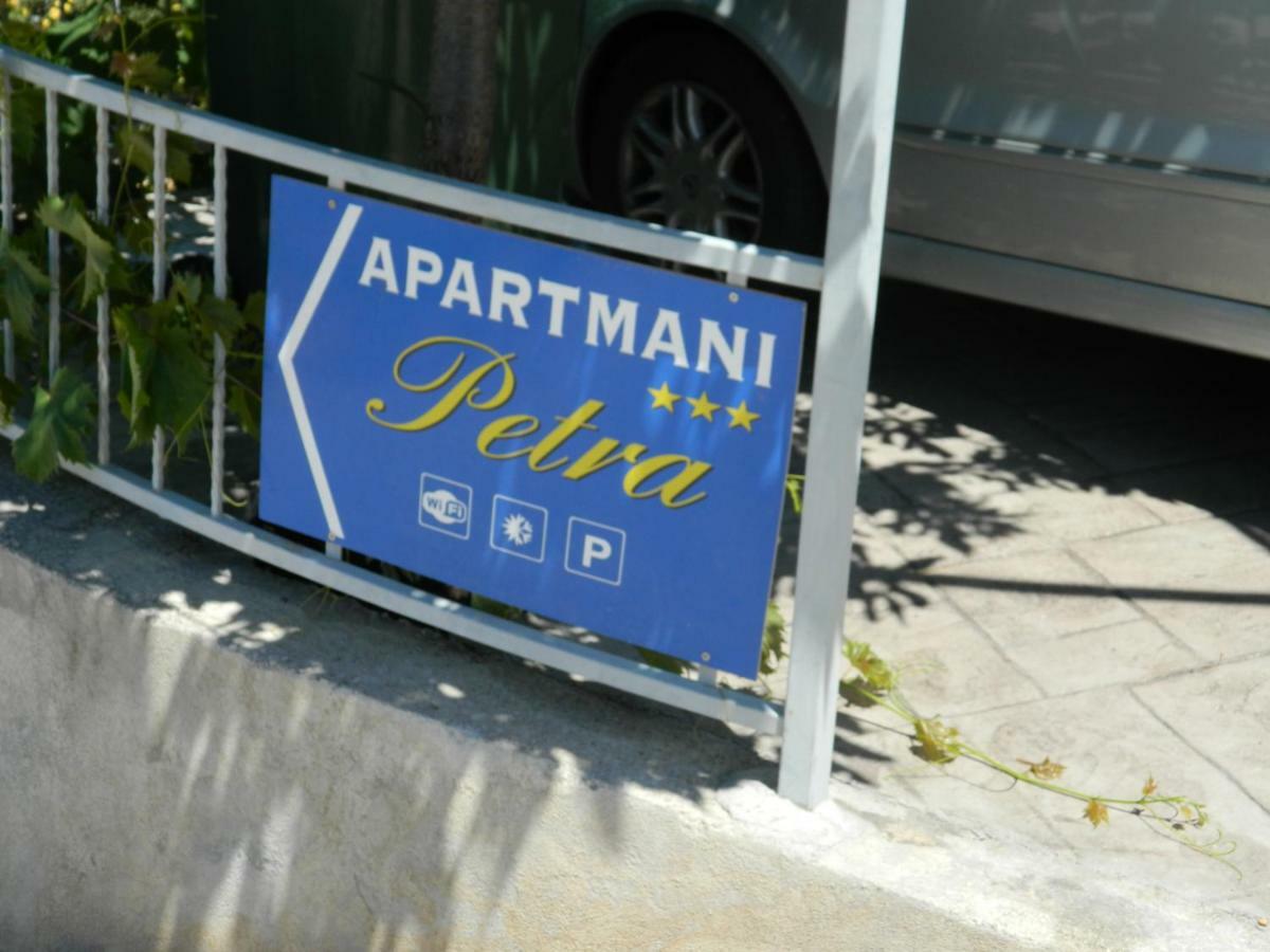 Apartment Petra